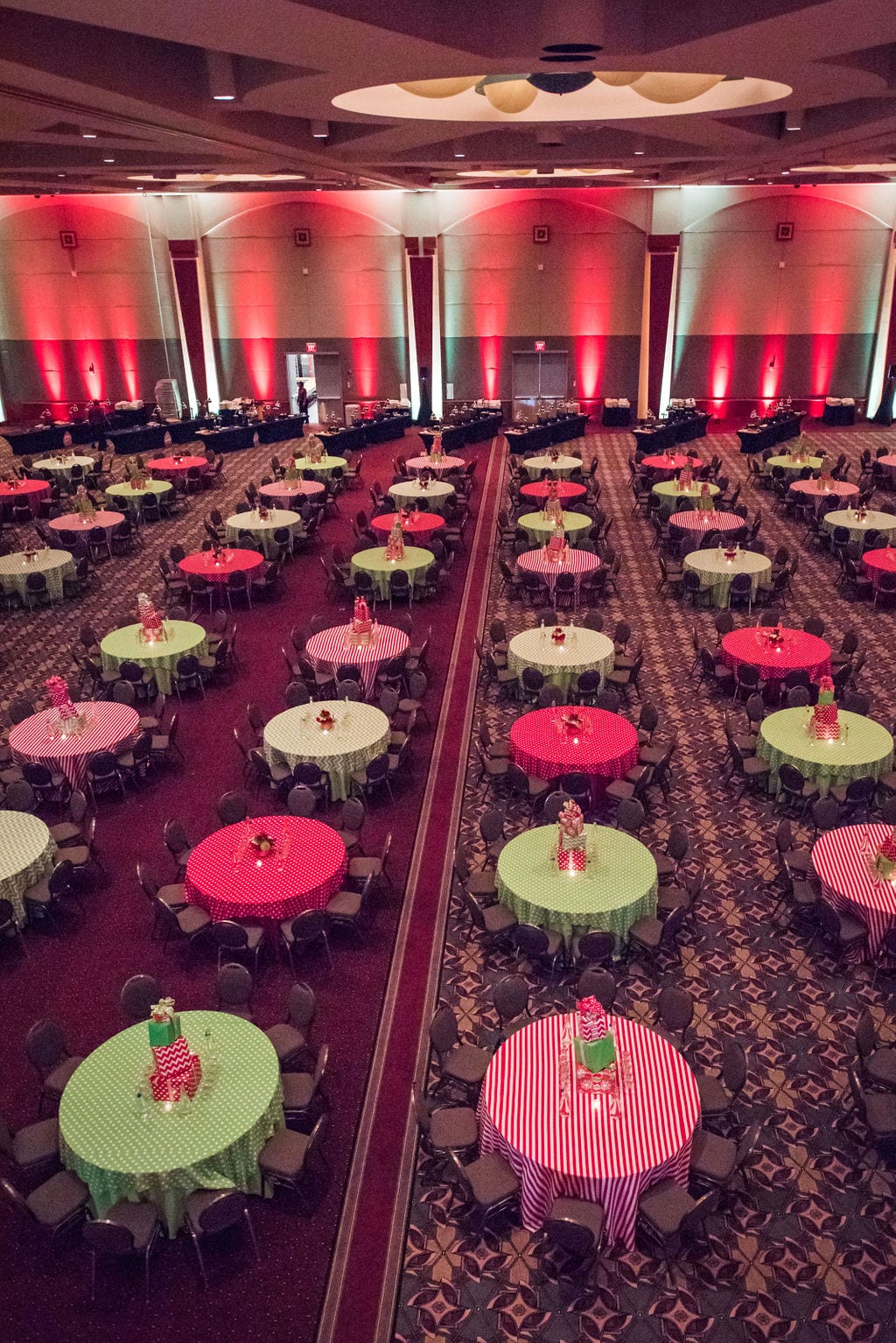 Chevron Lime at a Windy City Linen event