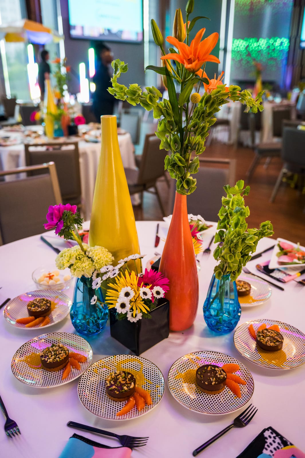 Abstract Geometric at a Windy City Linen event