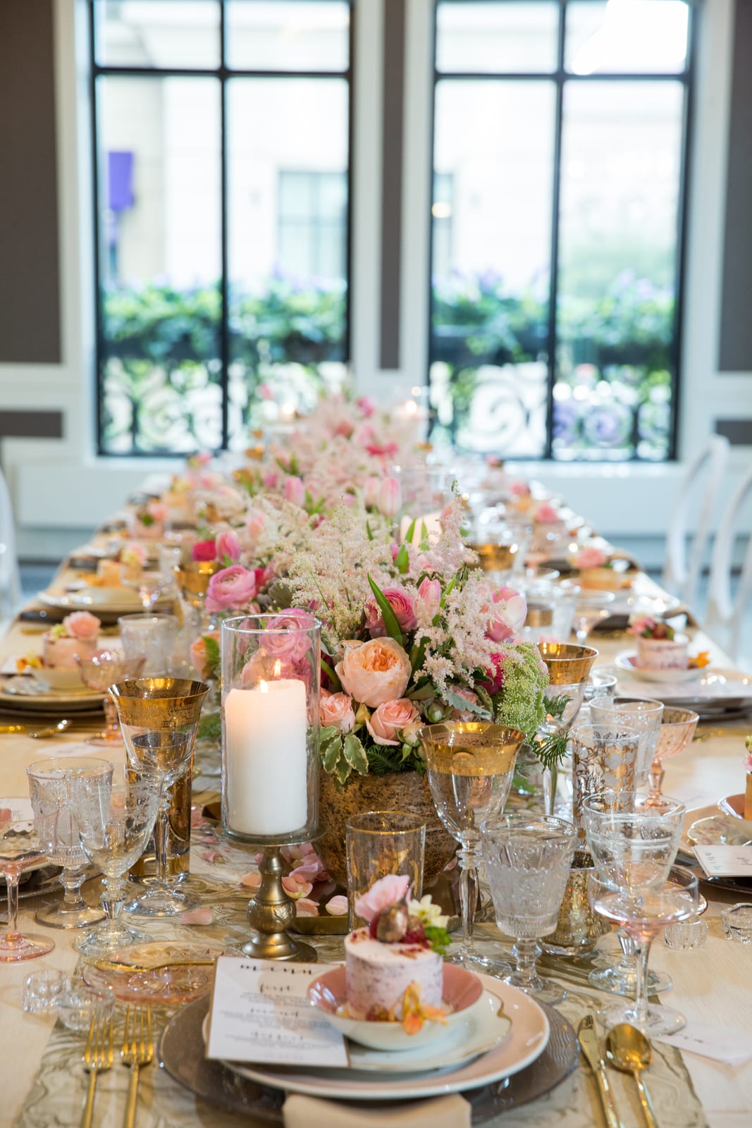 Classic Solid Camel at a Windy City Linen event