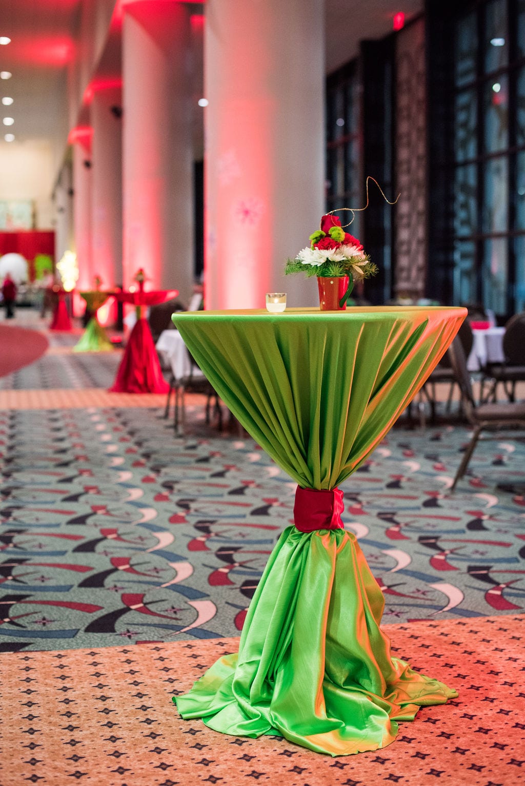 Classic Solid Lime at a Windy City Linen event