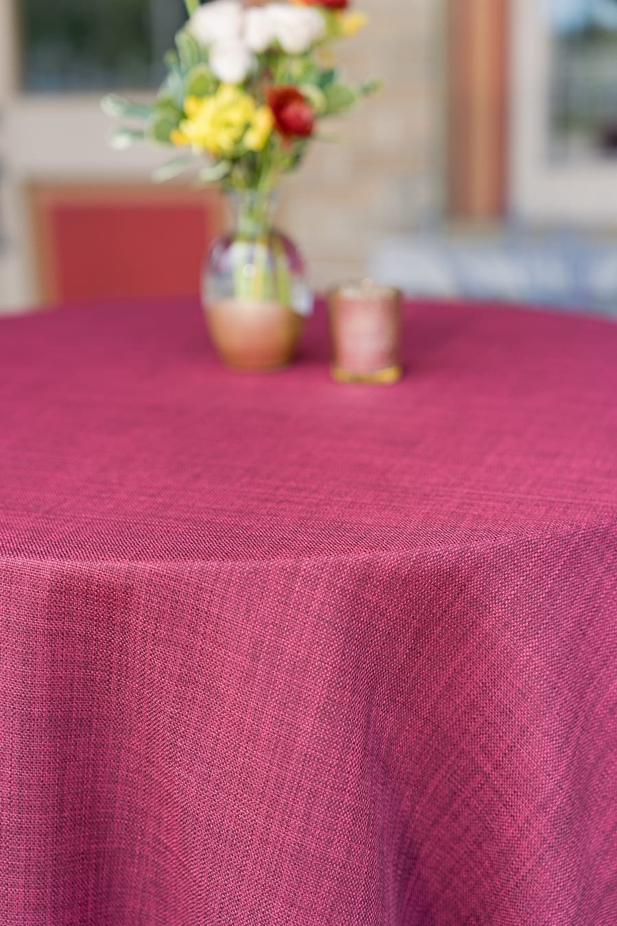 Jute Crimson at a Windy City Linen event