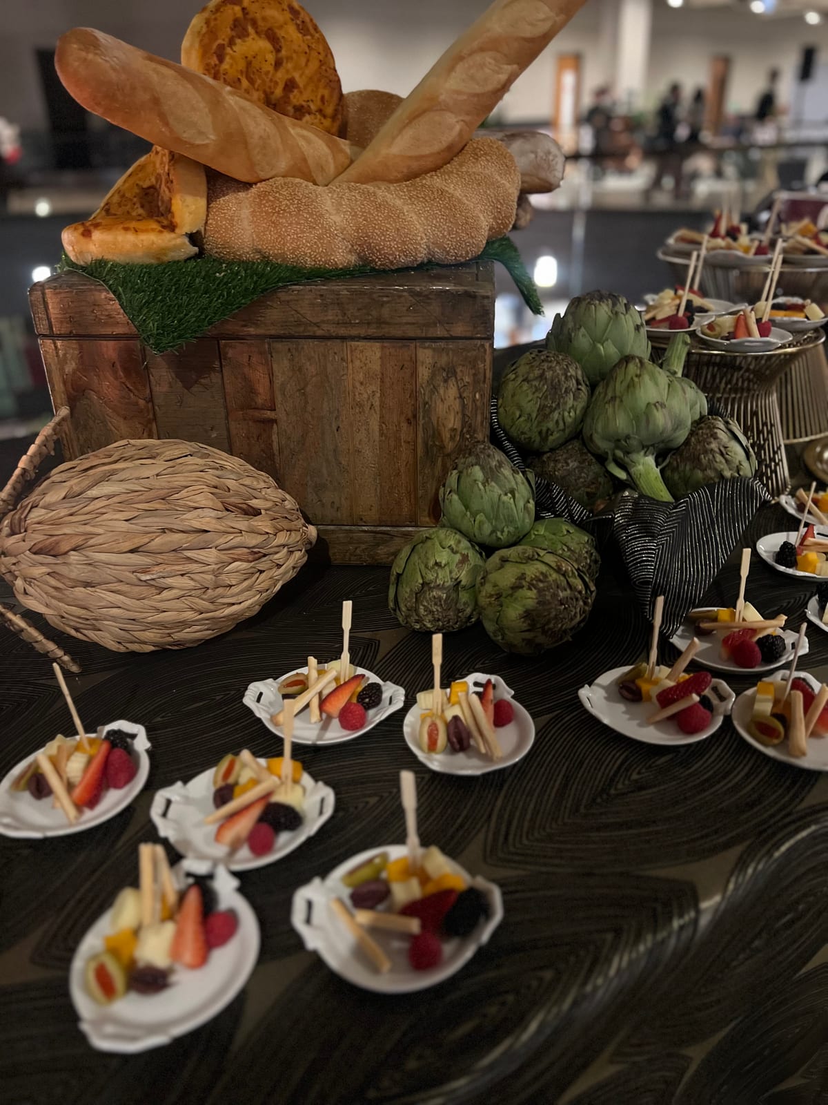Echo Noir at a Windy City Linen event