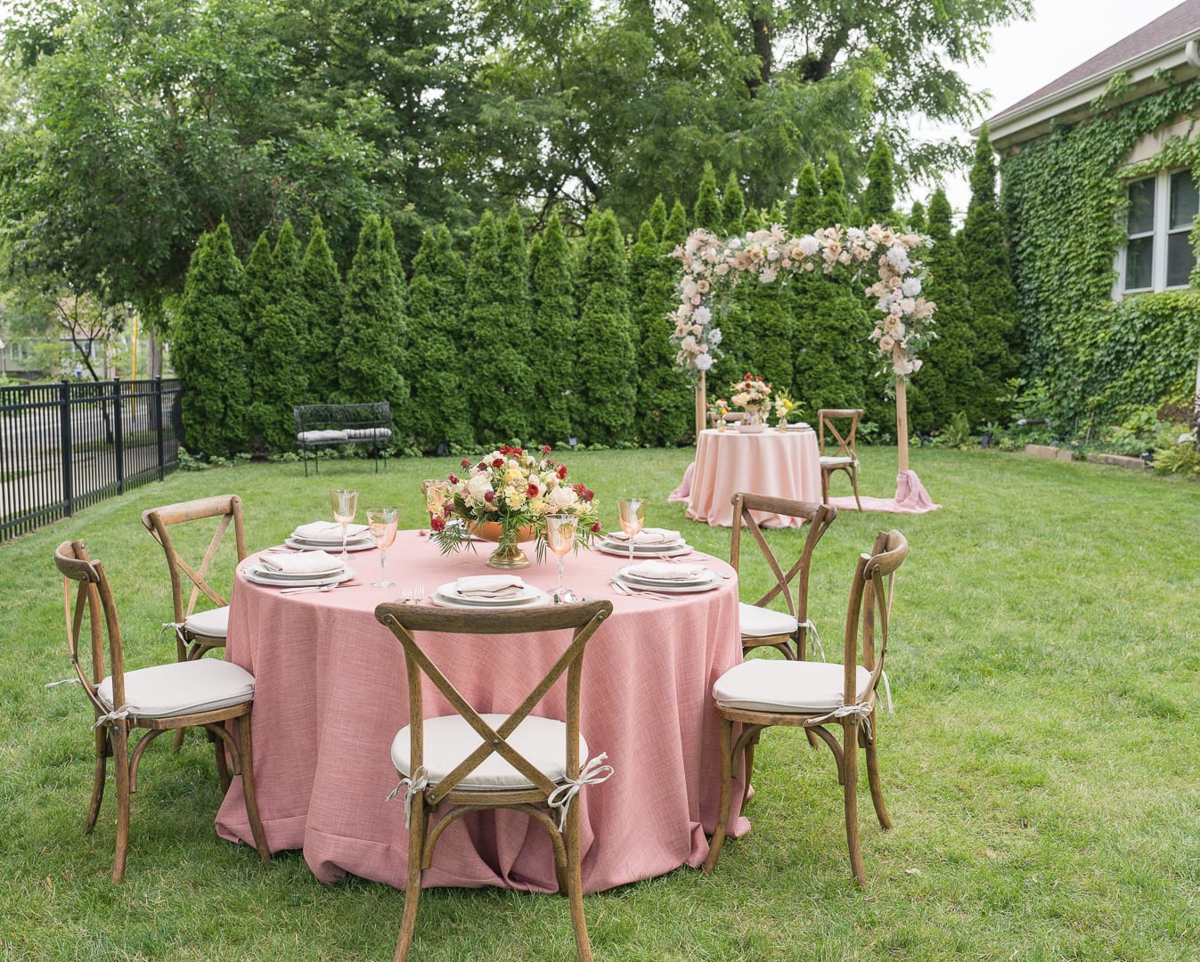Jute English Rose at a Windy City Linen event