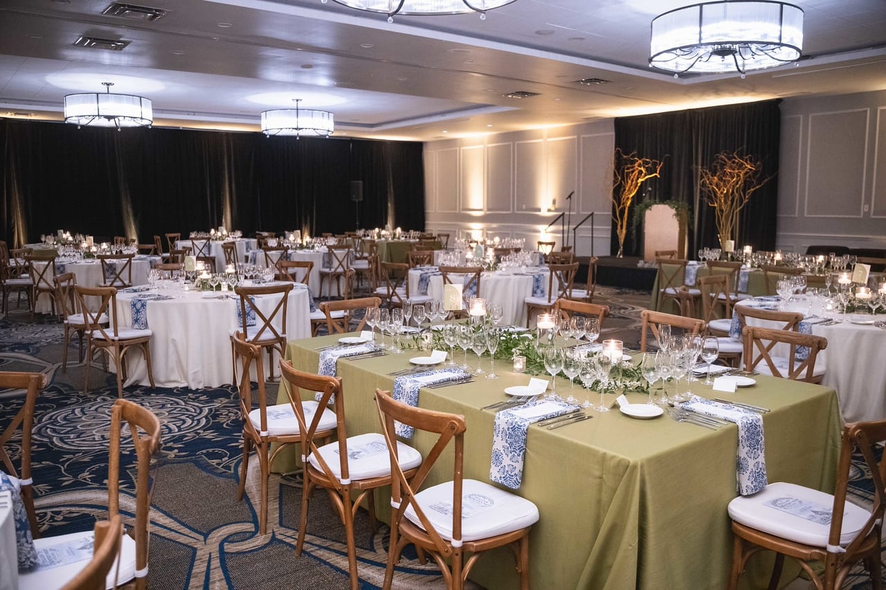 Shantung Fern at a Windy City Linen event