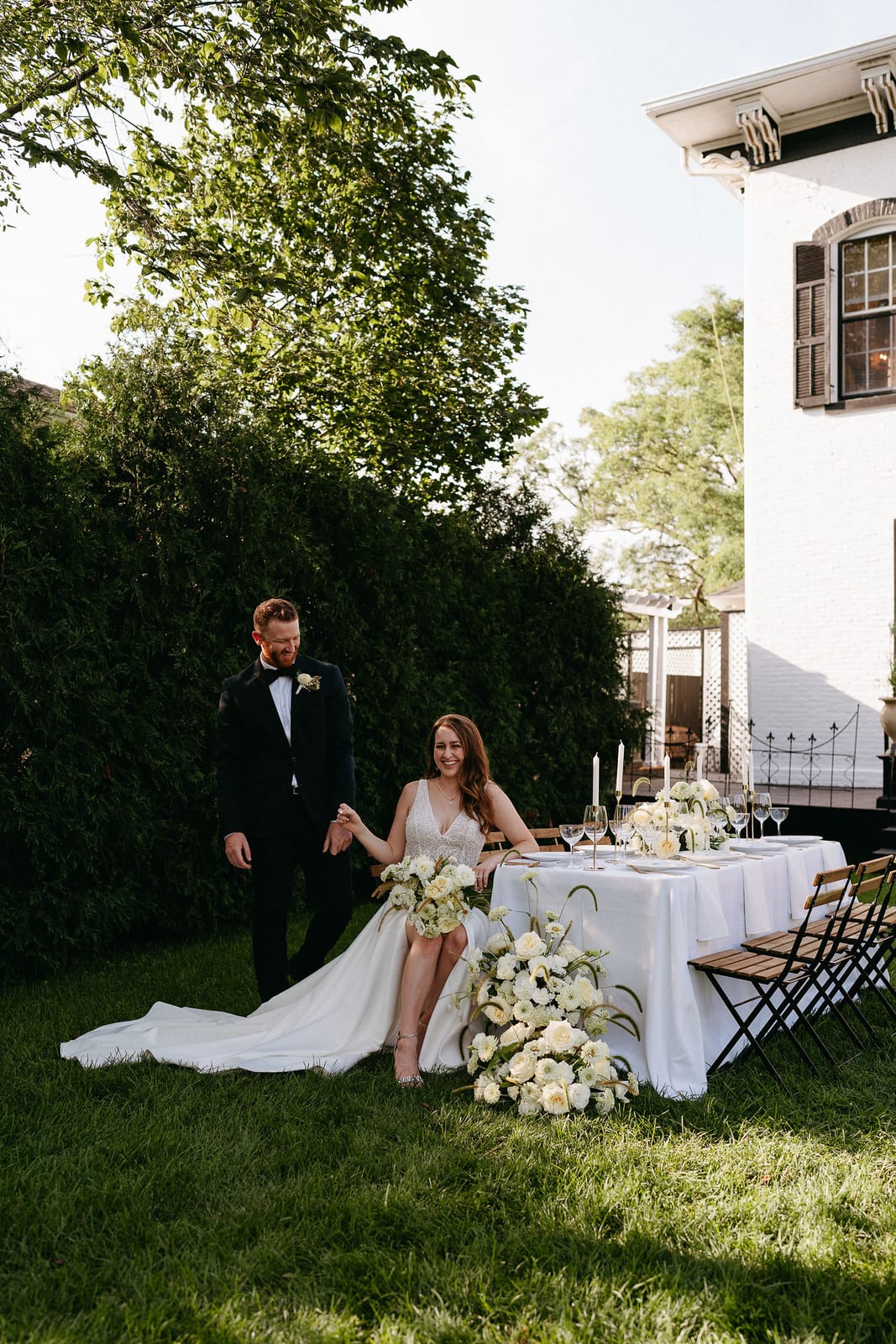 Classic Solid Ivory at a Windy City Linen event