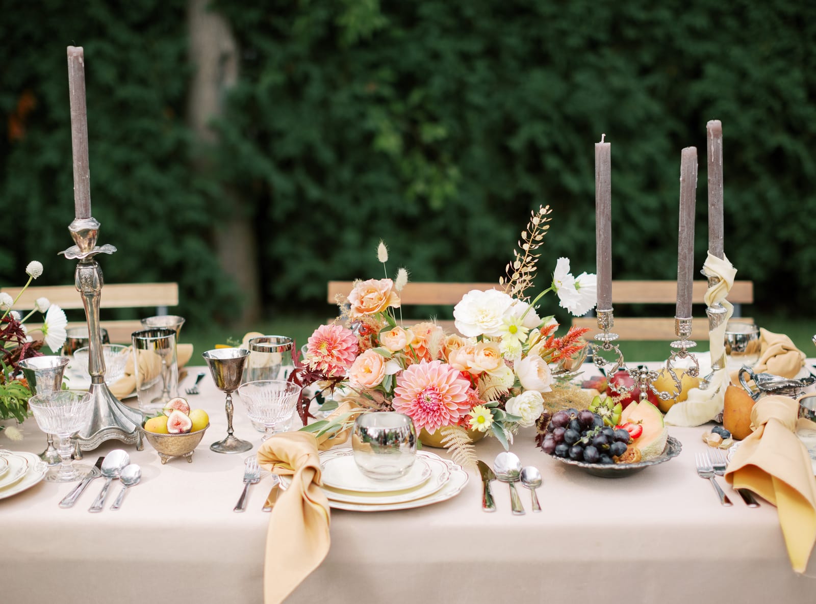 Classic Solid Ivory at a Windy City Linen event