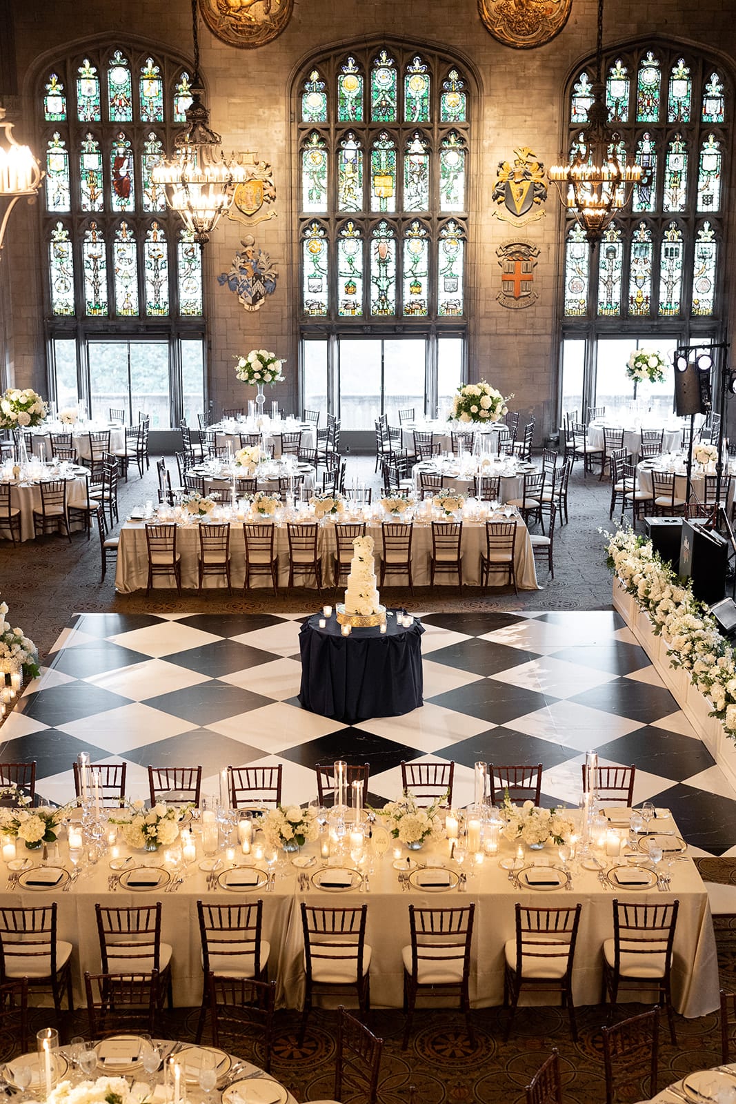 Verve Ivory at a Windy City Linen event