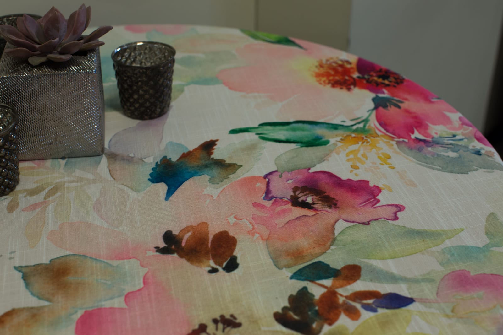 Juliette's Palette Floral at a Windy City Linen event