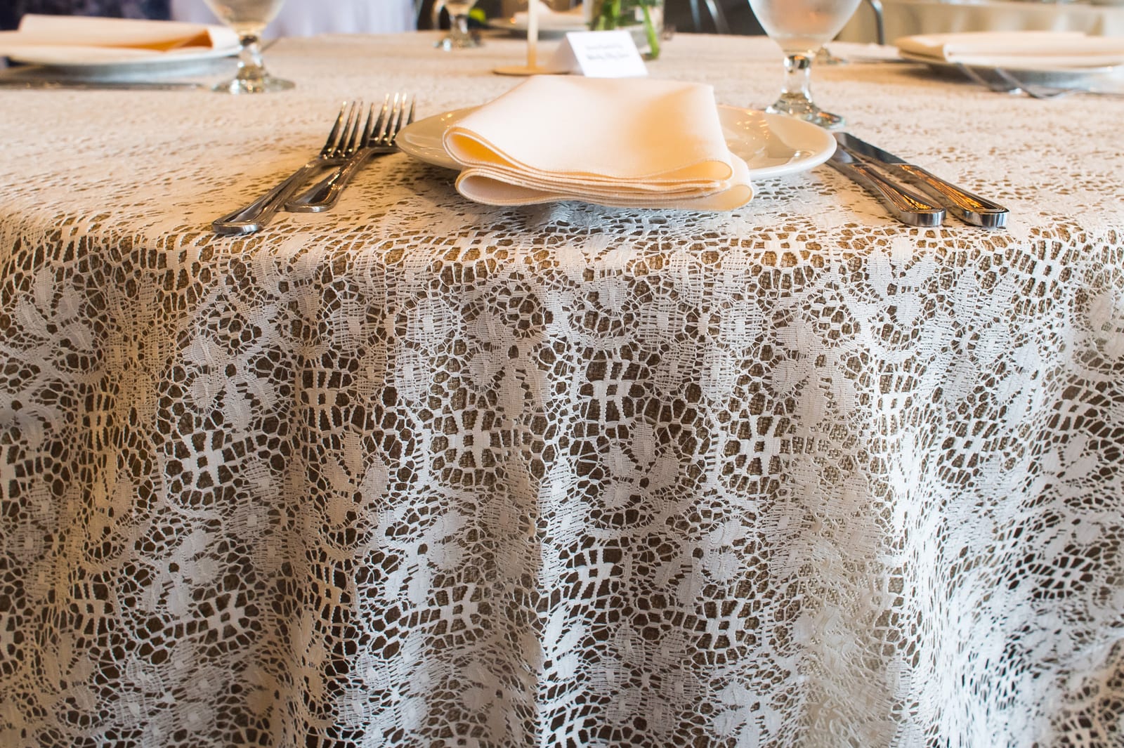 Lace Ivory at a Windy City Linen event