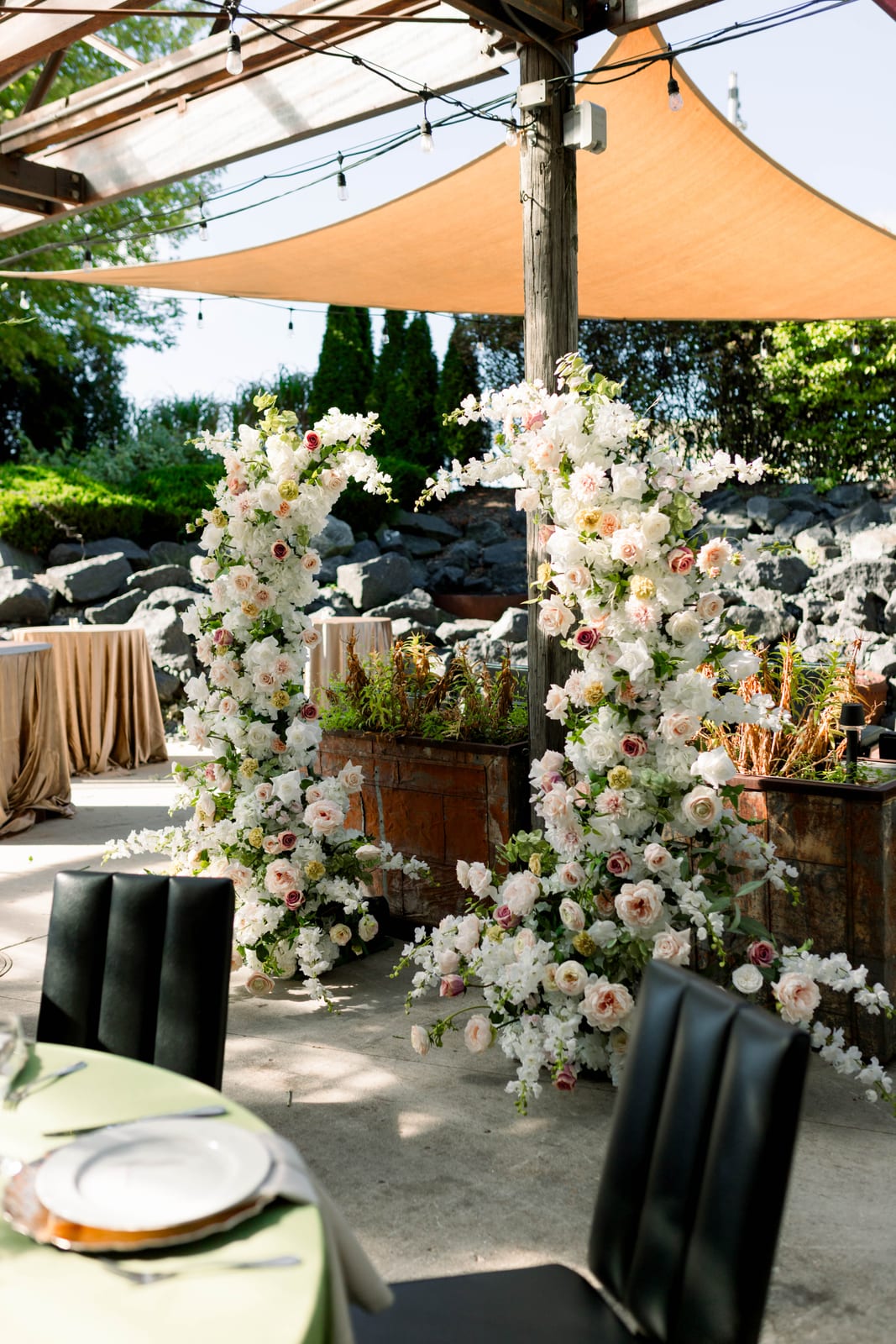 Velvet Loden at a Windy City Linen event
