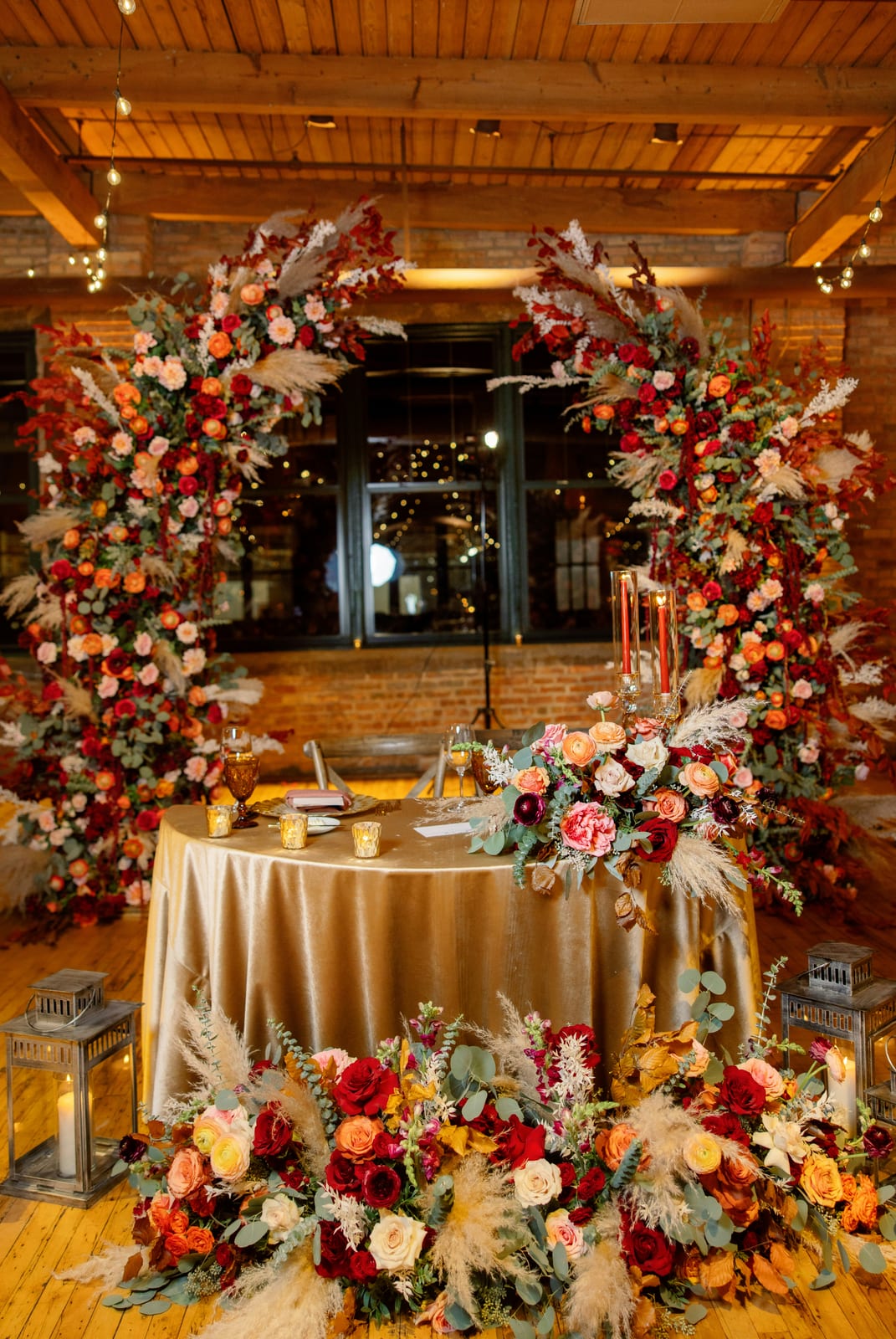 Velvet Loden at a Windy City Linen event