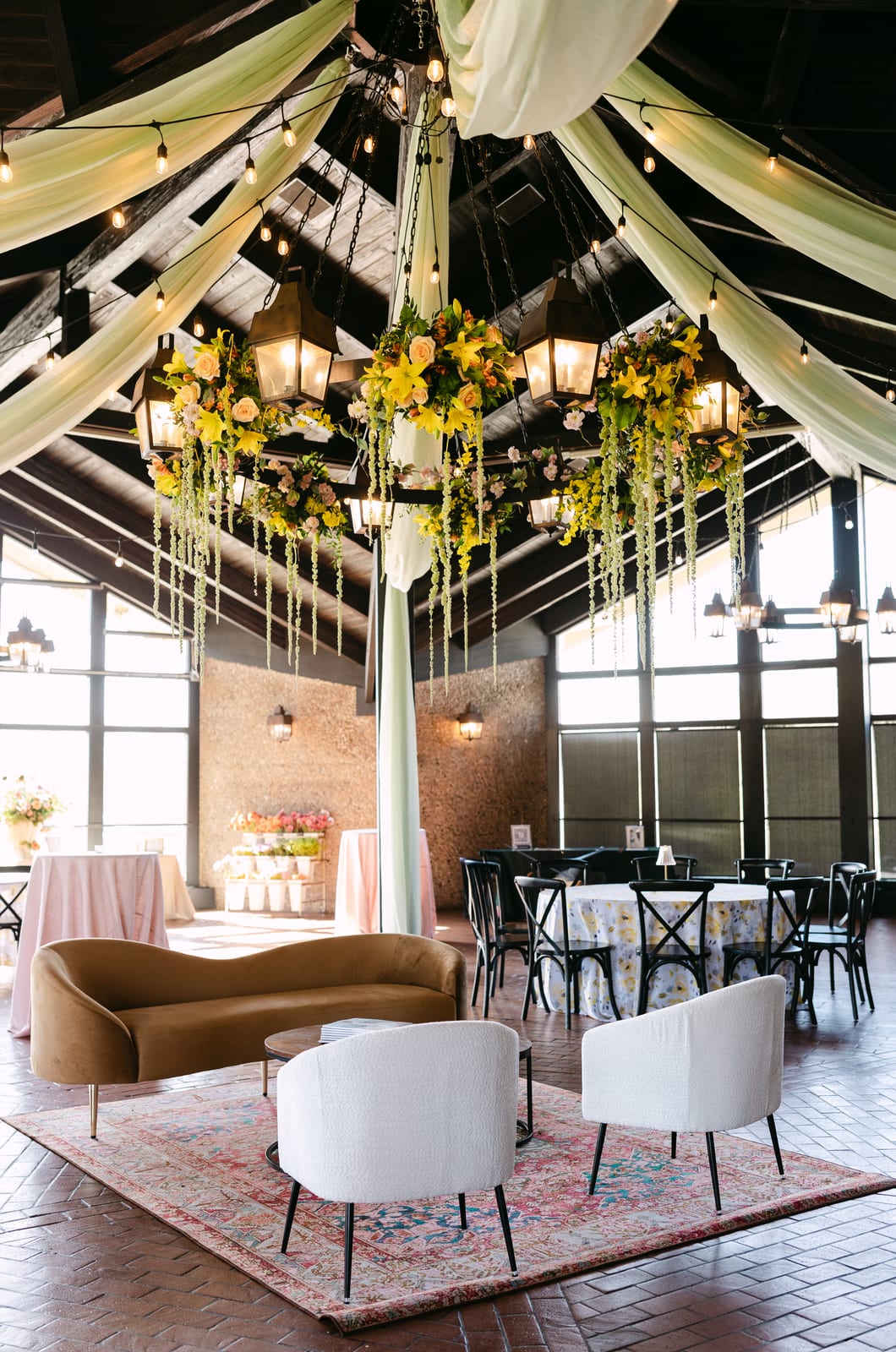 Lucia at a Windy City Linen event