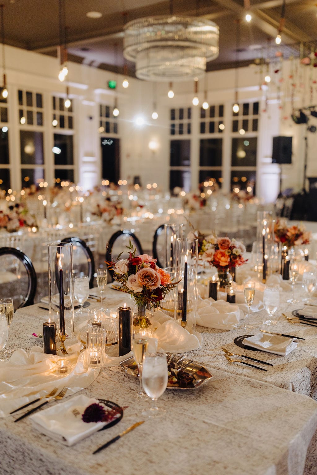 Metropolitan Natural at a Windy City Linen event