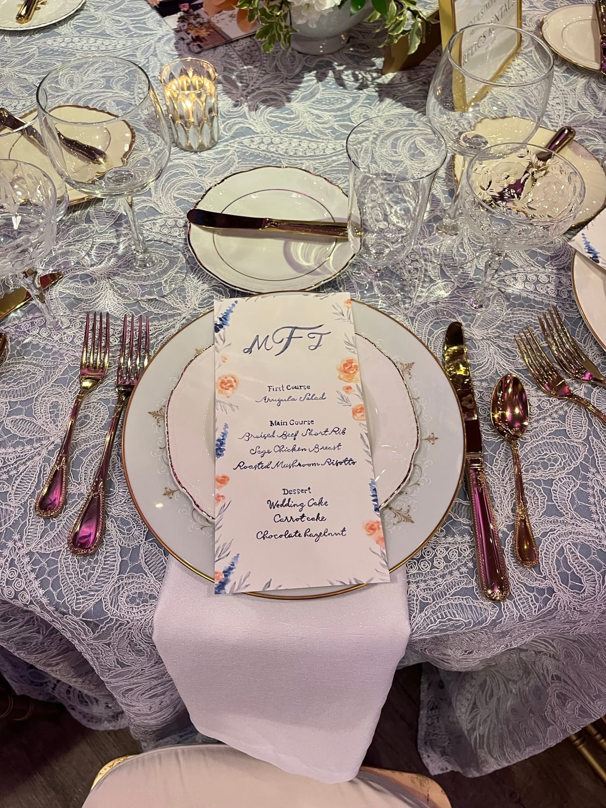 Ornamental Silver Lace at a Windy City Linen event