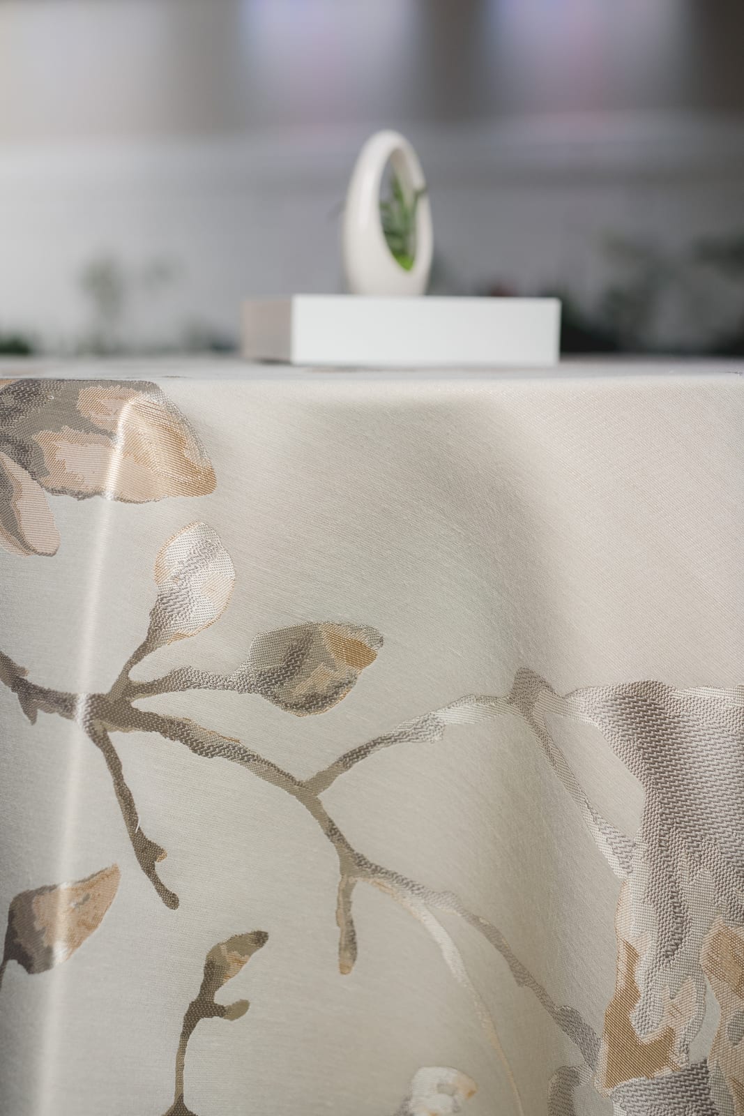 Classic Solid Silver at a Windy City Linen event