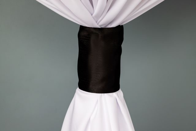 Specialty Verve Black linen cuff