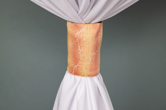 Specialty Cairns linen cuff