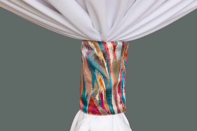 Specialty Calypso linen cuff
