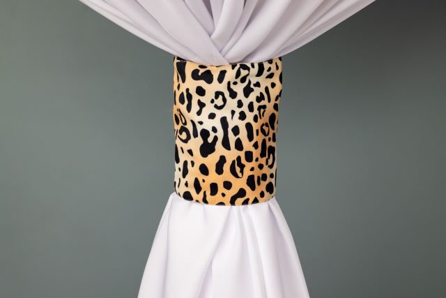 Specialty Cheetah linen cuff