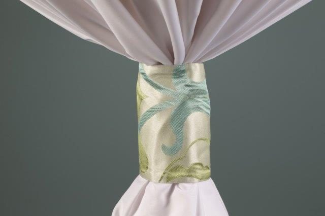 Specialty Laguna linen cuff