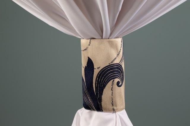 Specialty Lily linen cuff