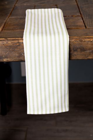 Specialty Hampton Stripe Apple napkin